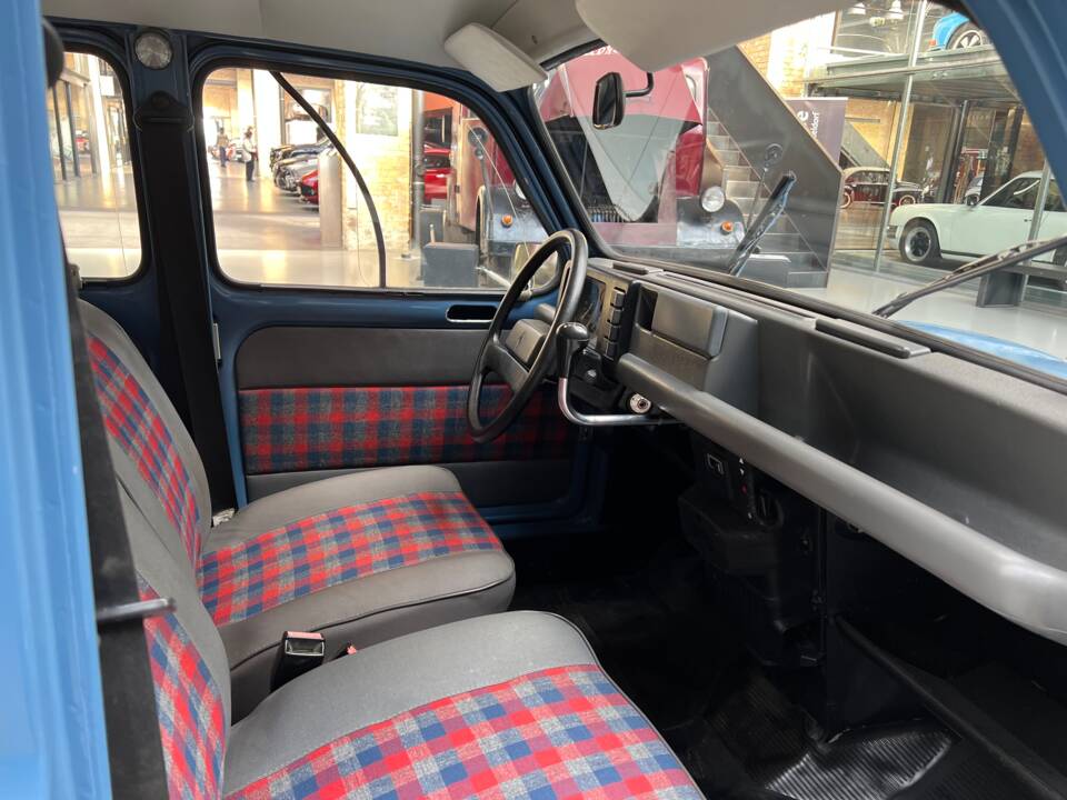 Imagen 24/32 de Renault R 4 TL (1985)