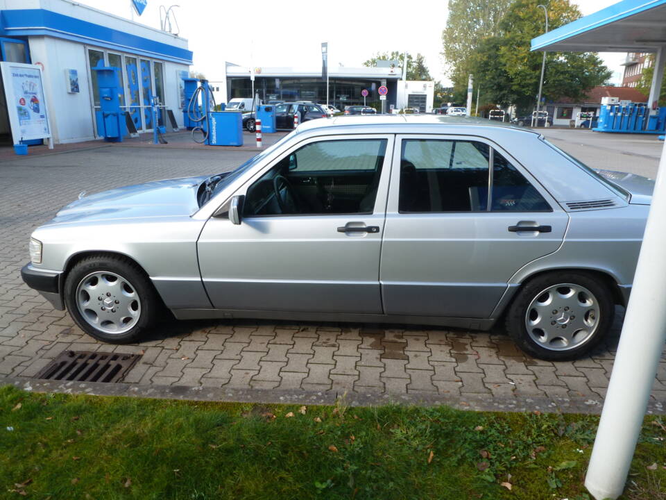 Bild 23/50 von Mercedes-Benz 190 E 2.3 DTM &#39;92 (1993)