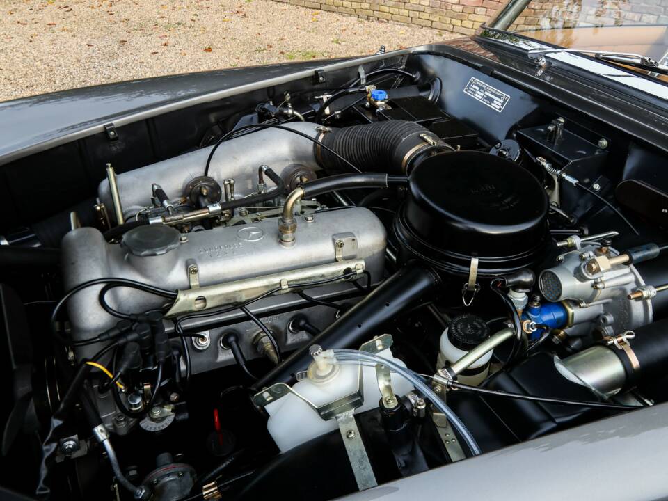 Bild 37/50 von Mercedes-Benz 190 SL (1961)