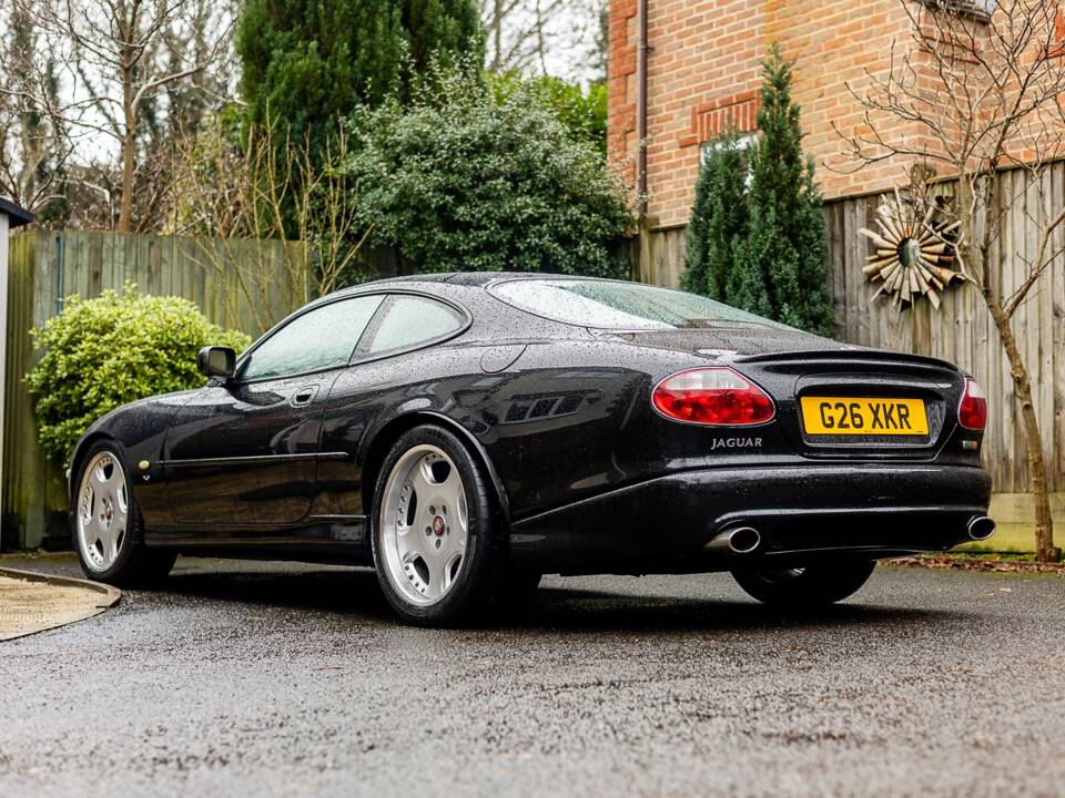 Afbeelding 3/50 van Jaguar XKR (1998)