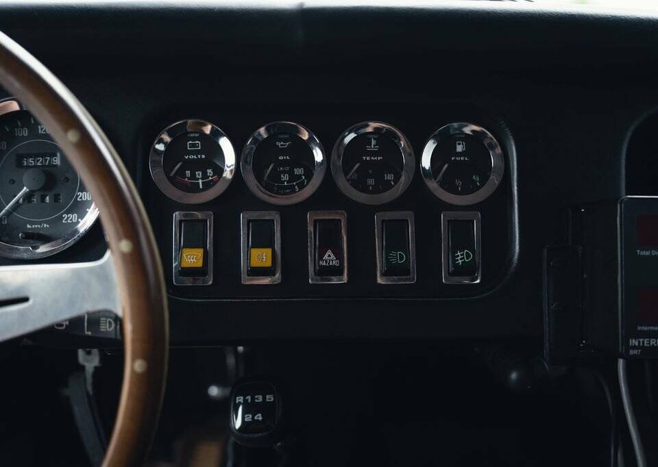 Image 10/15 de Morgan 4/4 1600 (1989)