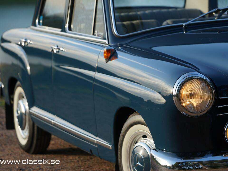 Immagine 4/20 di Mercedes-Benz 190 b (1960)