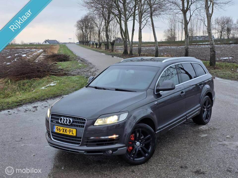 Image 2/50 of Audi Q7 4.2 FSI quattro (2006)