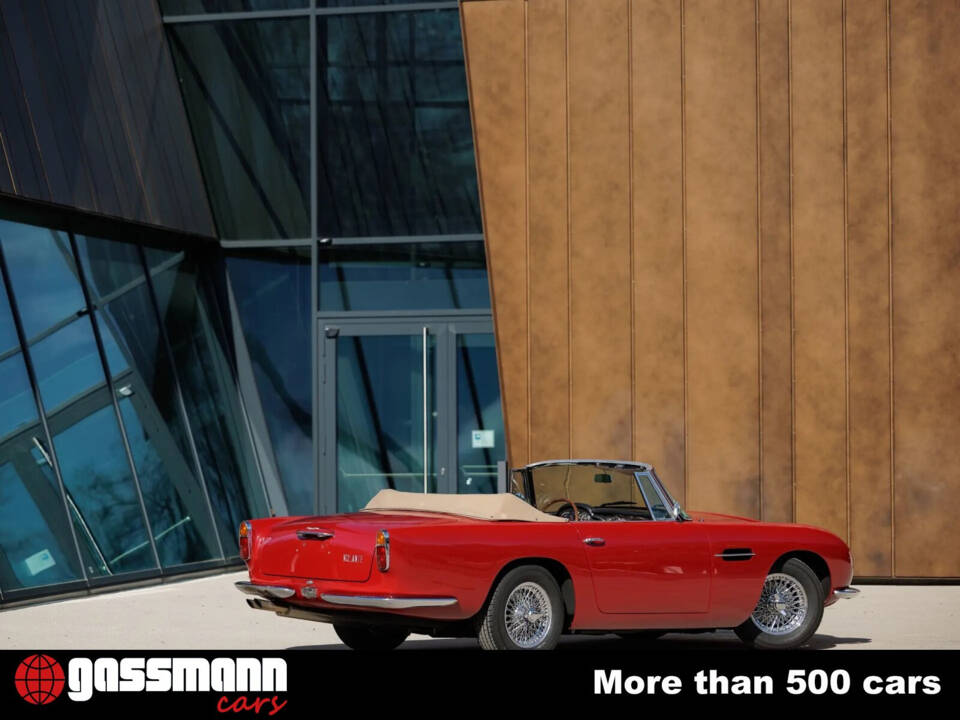 Image 7/15 of Aston Martin DB 5 (1965)
