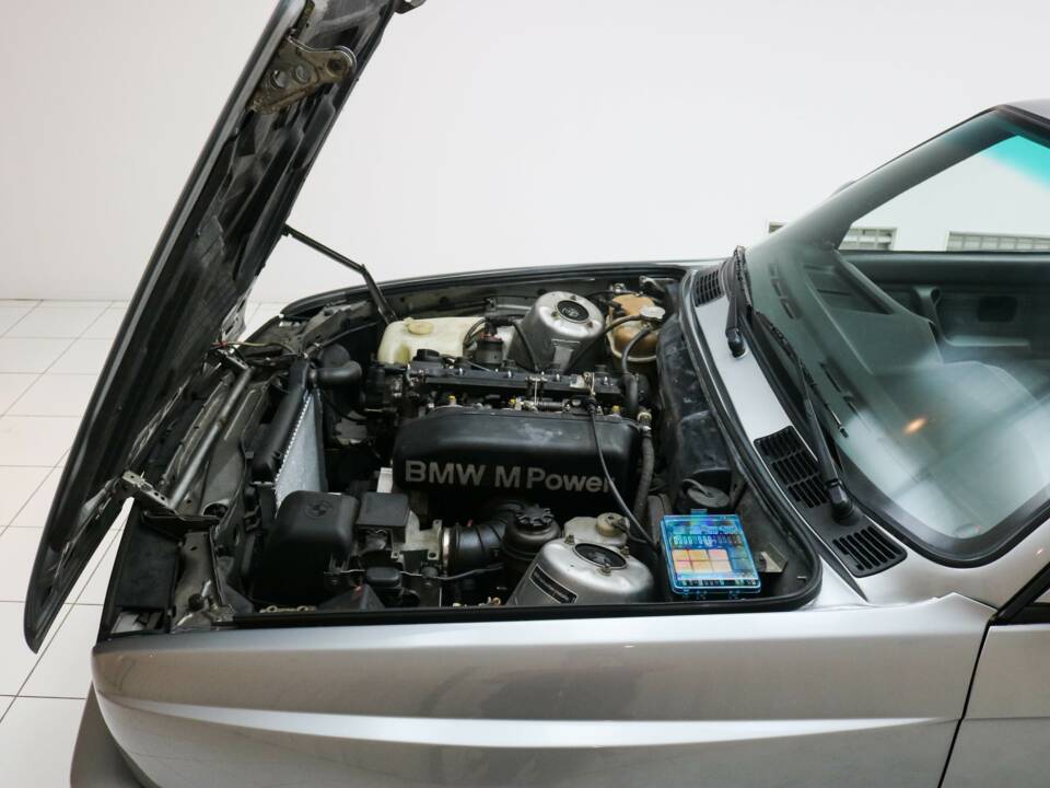 Afbeelding 14/27 van BMW M3 (1986)