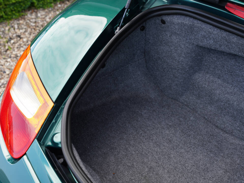 Immagine 7/50 di Porsche Boxster S (2000)