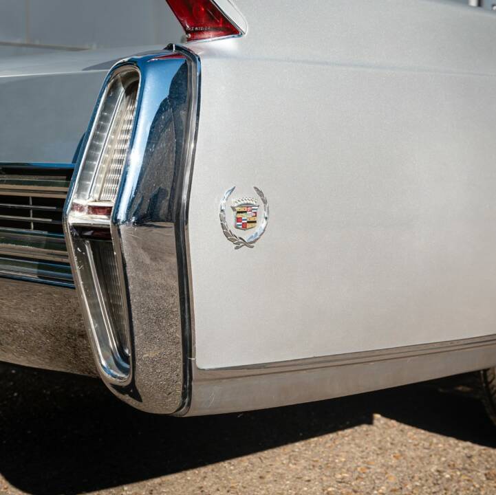 Imagen 17/44 de Cadillac Eldorado Convertible (1964)