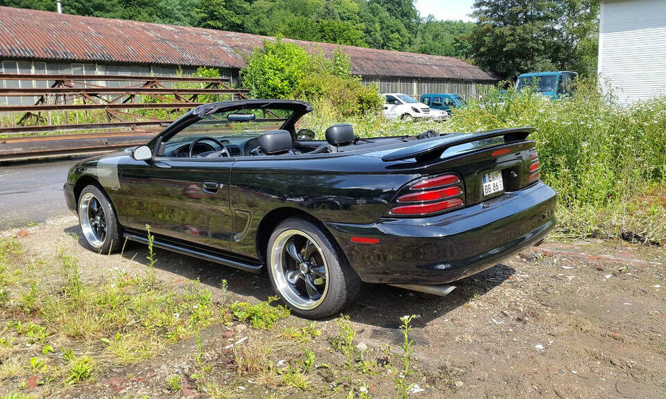 Bild 3/7 von Ford Mustang GT (1994)