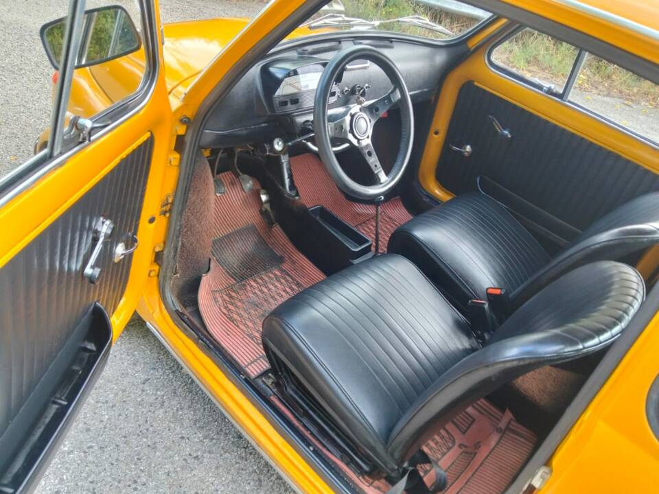 Image 21/33 of FIAT 500 L (1970)