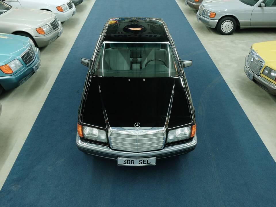 Bild 2/50 von Mercedes-Benz 300 SEL (1991)