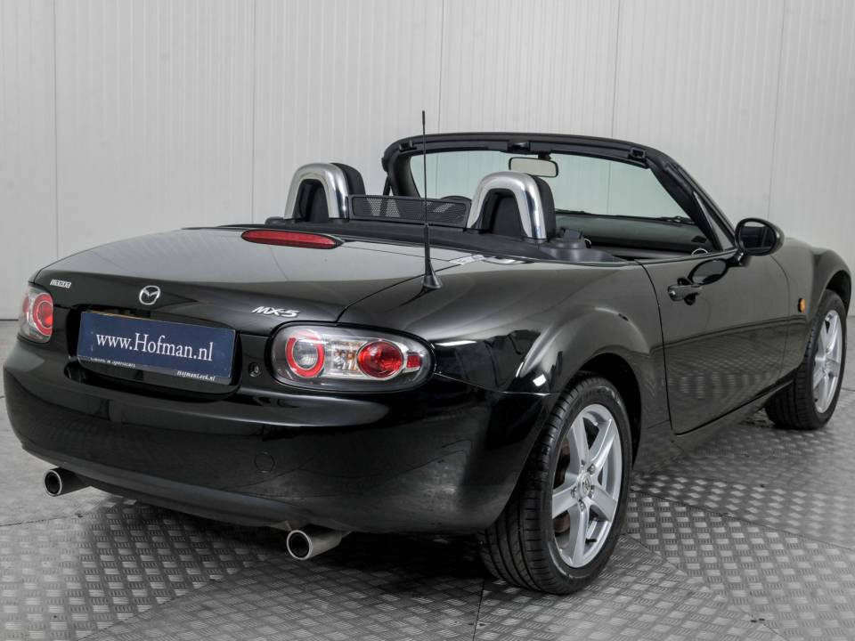 Imagen 25/50 de Mazda MX-5 1.8 (2007)