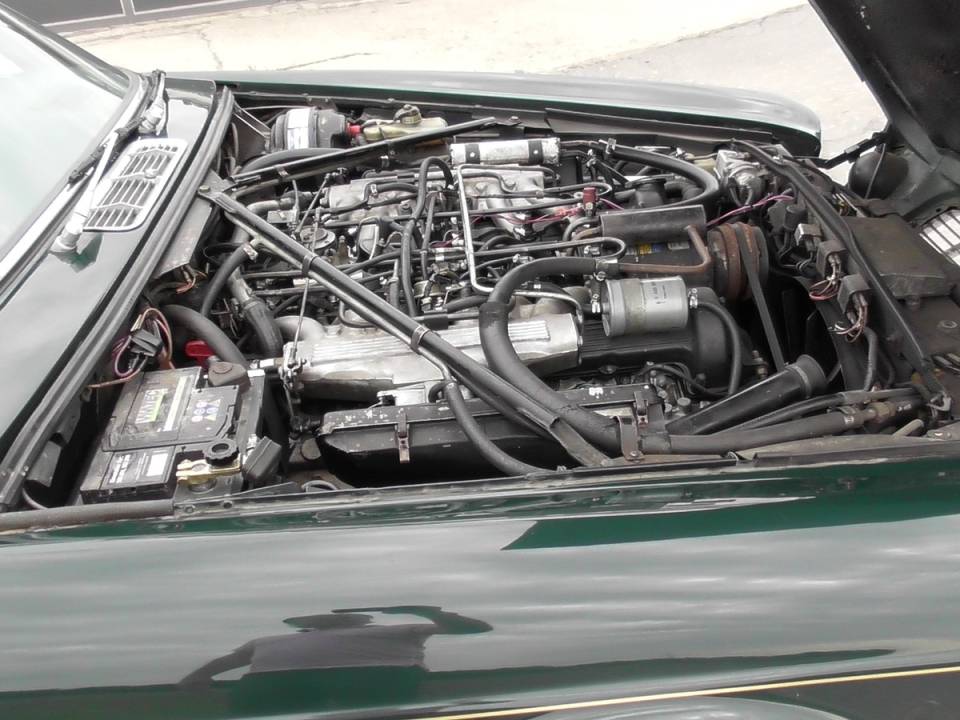 Afbeelding 48/49 van Jaguar XJ 12 L (1979)