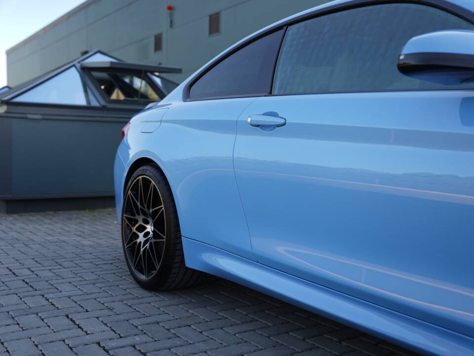 Immagine 39/50 di BMW M4 Competition (2019)