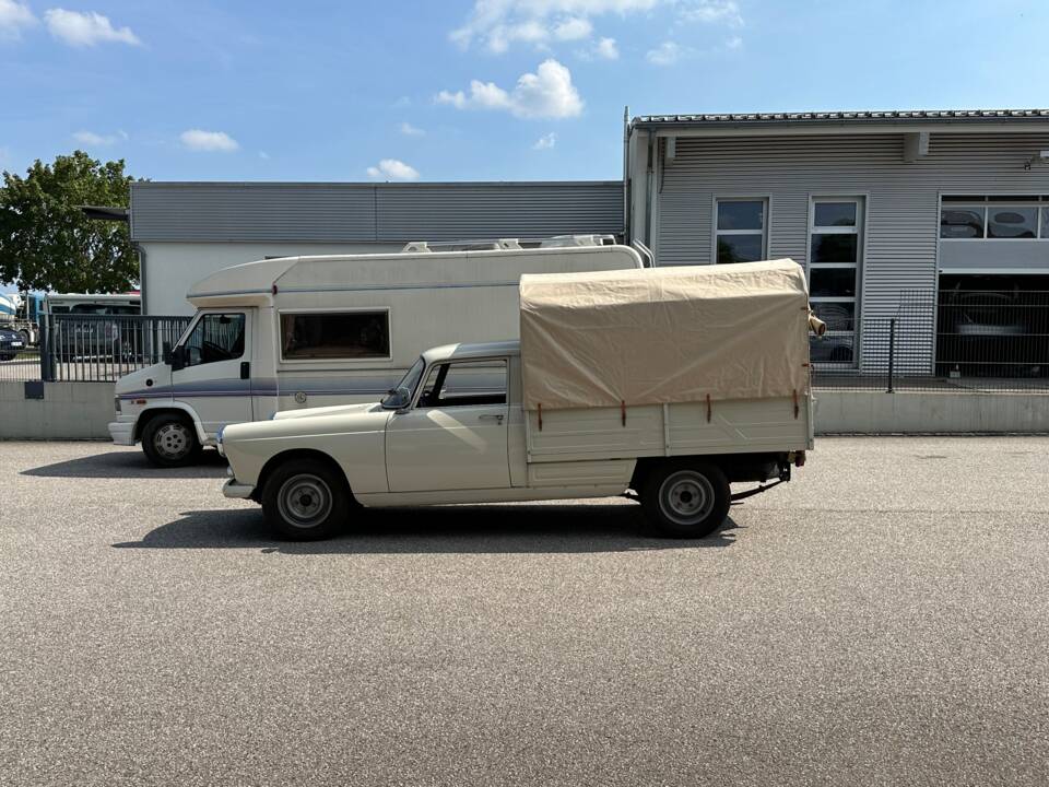 Immagine 2/19 di Peugeot 404 Camionnette Bâchée (1976)