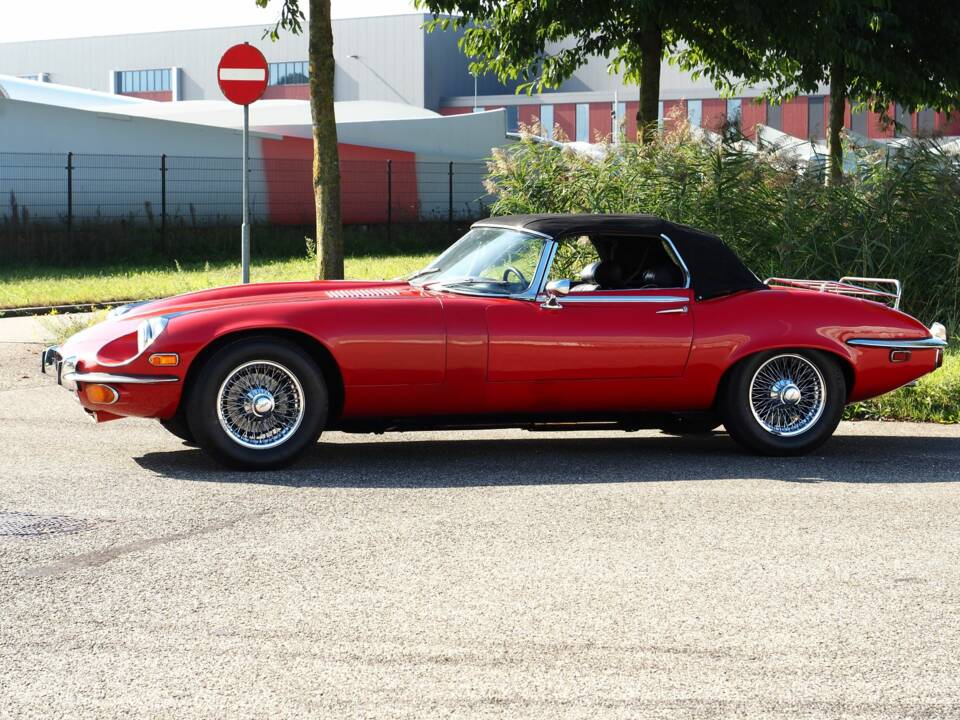 Bild 17/24 von Jaguar E-Type V12 (1973)