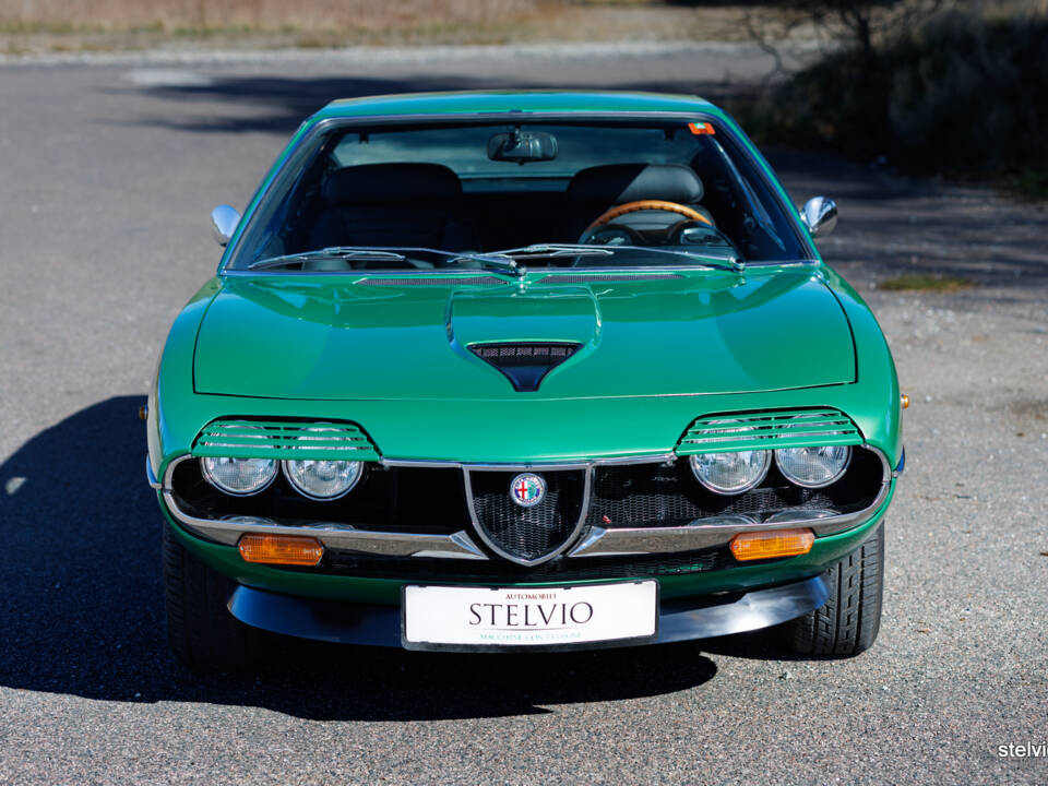 Image 16/49 de Alfa Romeo Montreal (1974)