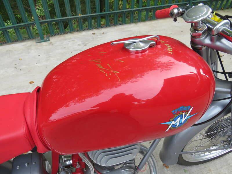 Bild 14/45 von MV Agusta 150 Sport (1953)