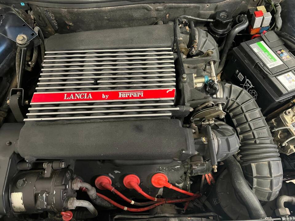 Image 5/16 of Lancia Thema 8.32 (1988)
