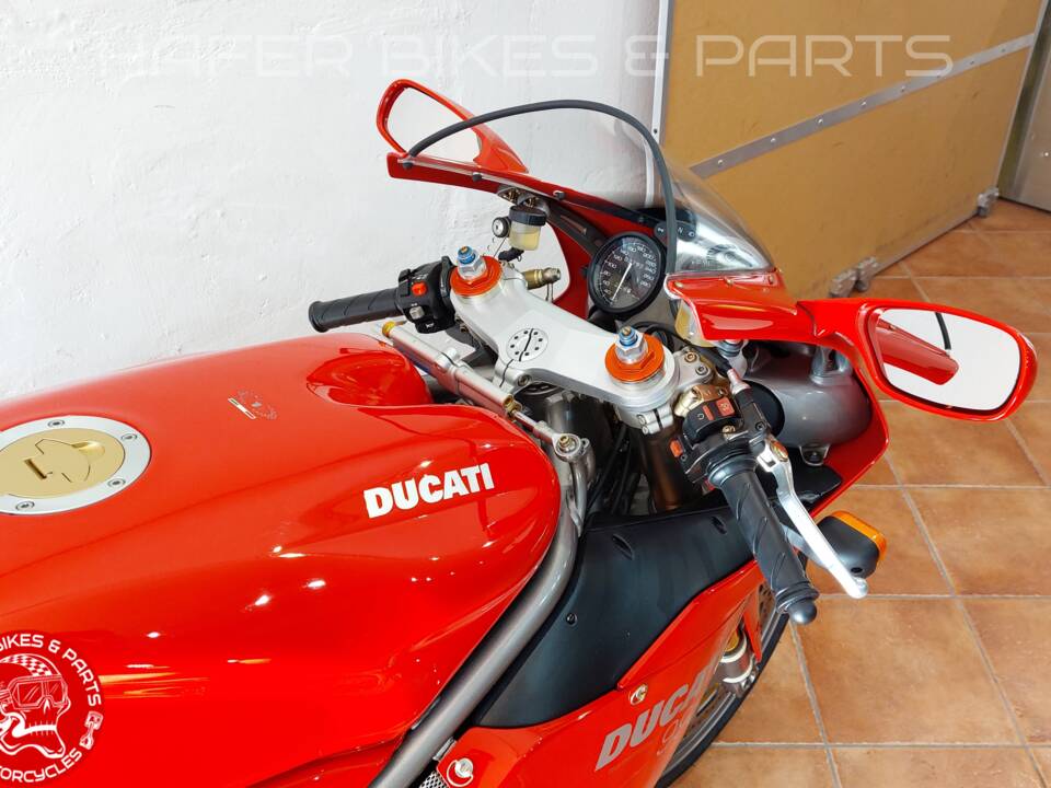 Immagine 21/34 di Ducati DUMMY (2003)
