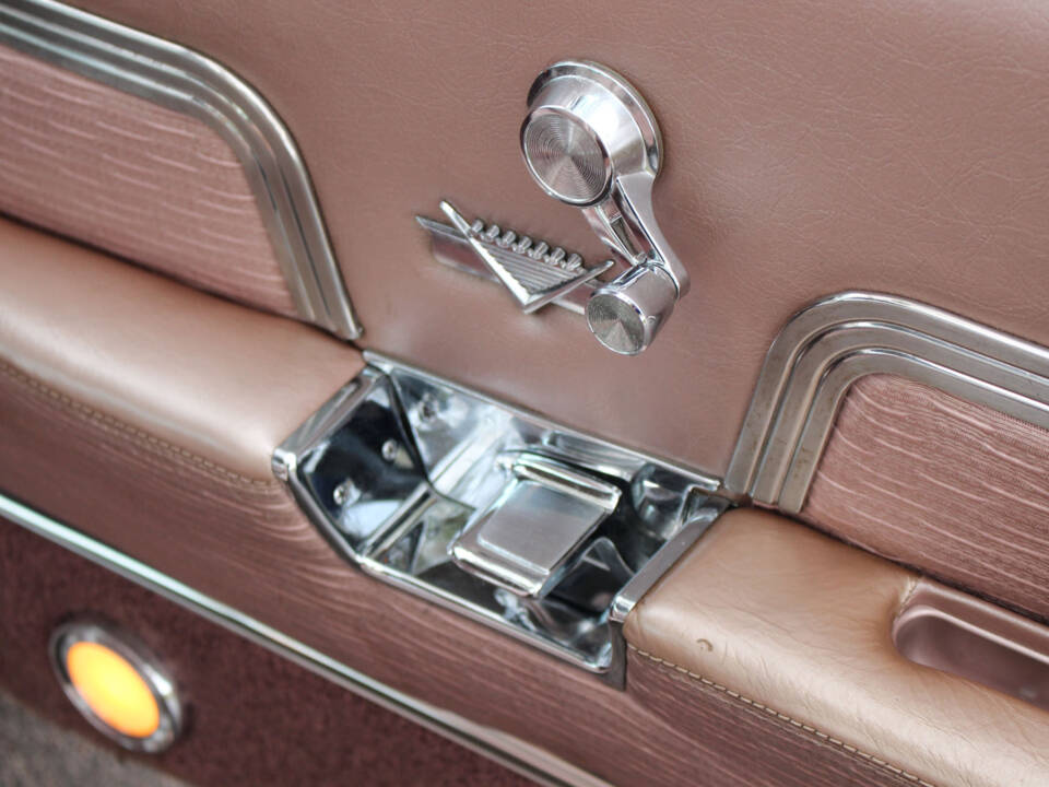 Bild 27/40 von Cadillac 62 Coupe DeVille (1959)