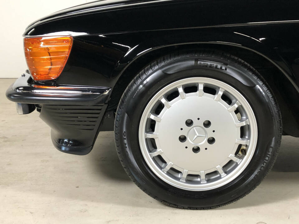 Imagen 13/31 de Mercedes-Benz 560 SL (1986)