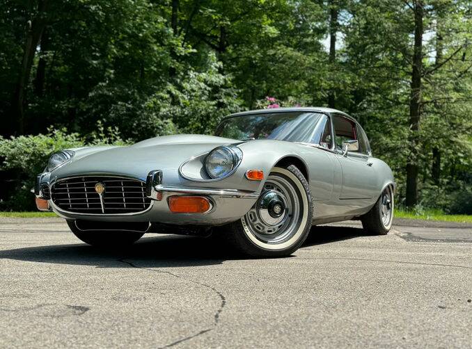 Bild 8/8 von Jaguar E-Type V12 (2+2) (1971)