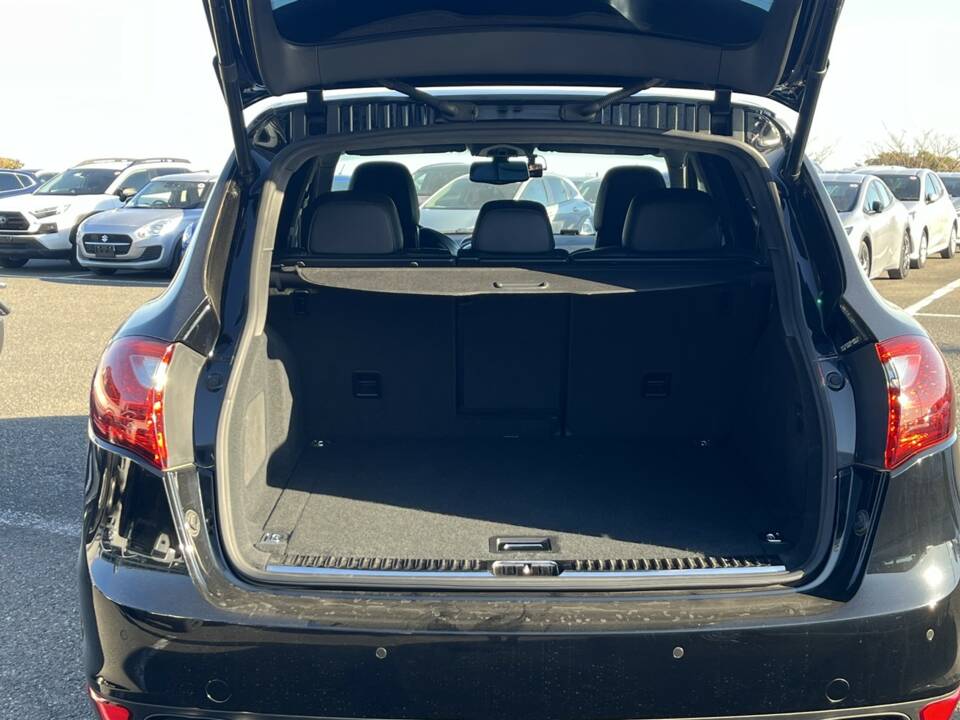 Image 35/46 de Porsche Cayenne Turbo (2011)