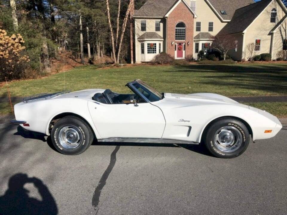 Image 24/36 of Chevrolet Corvette Stingray (1973)