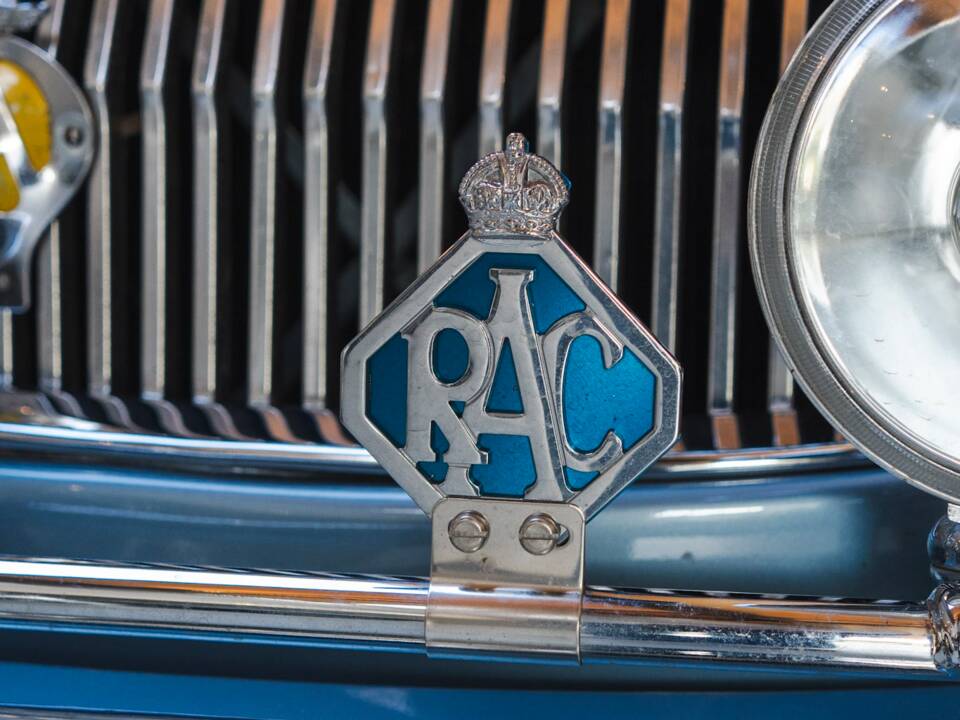 Image 15/18 of Austin-Healey 3000 Mk II (BJ7) (1963)