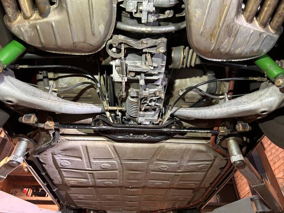Bild 26/29 von Porsche 911 2.7 S (1977)