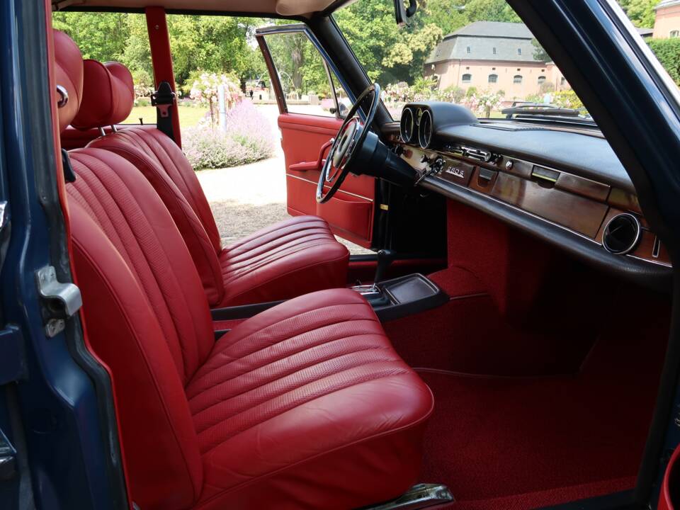 Bild 11/26 von Mercedes-Benz 280 SE 3,5 (1971)