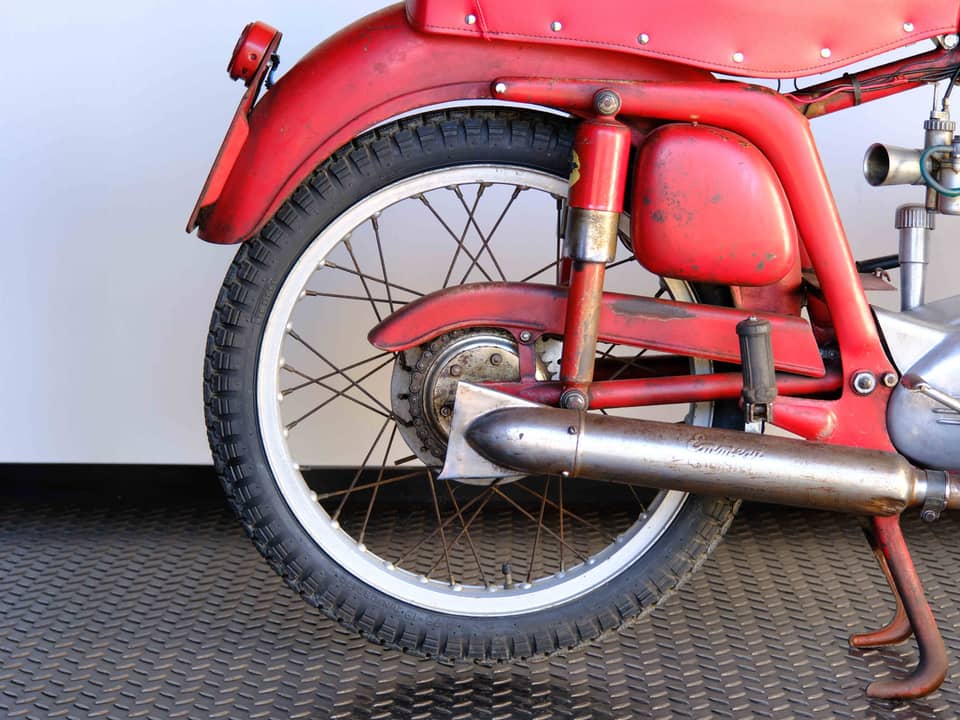 Image 10/83 of MV Agusta 175 CS Sport Disco Volante (1955)