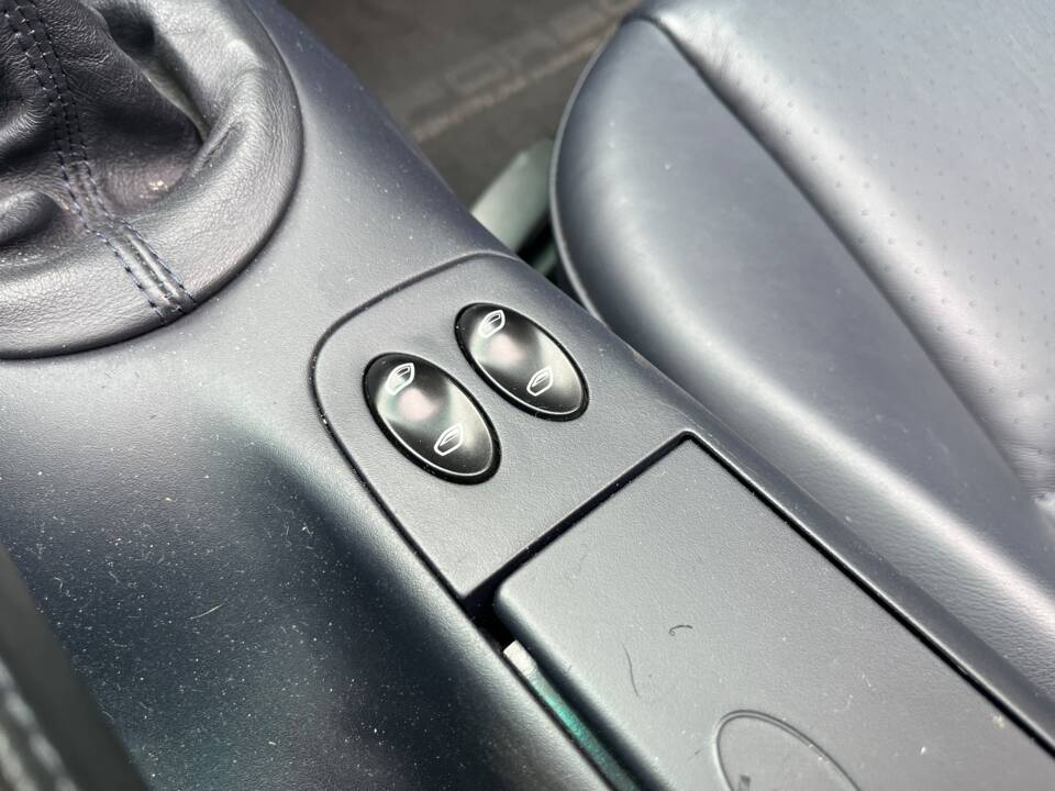 Bild 31/50 von Porsche 911 Carrera (2003)