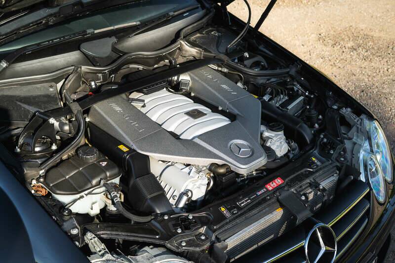 Bild 3/44 von Mercedes-Benz CLK 63 AMG Black Series (2009)