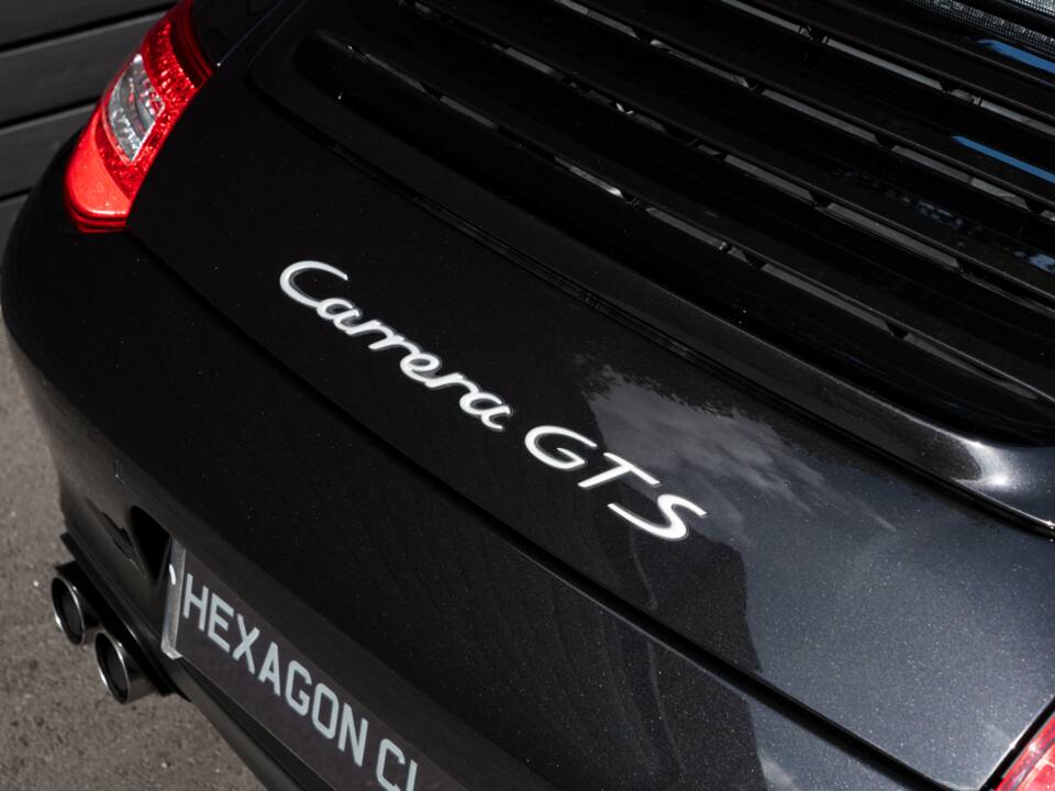 Image 42/50 de Porsche 911 Carrera GTS (2011)