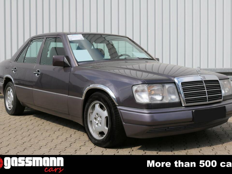 Bild 5/15 von Mercedes-Benz 300 D (1990)