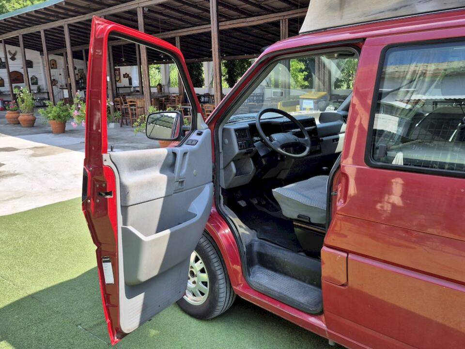Bild 19/71 von Volkswagen T4 California 2.4 D (1994)