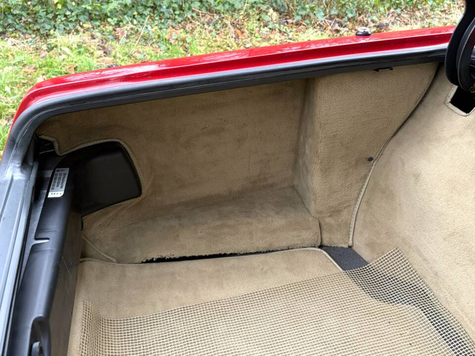 Imagen 27/30 de Mercedes-Benz 280 SL (1985)