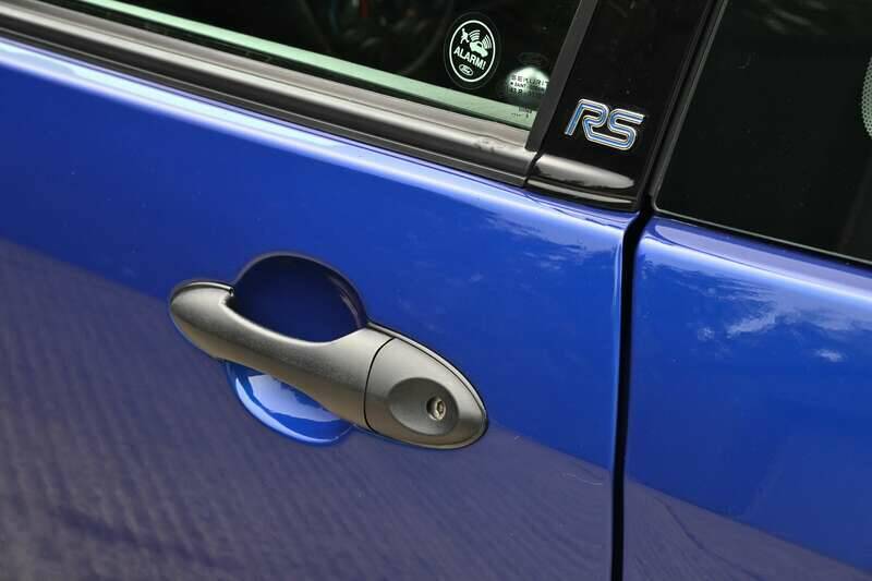 Image 35/50 of Ford Focus RS (2003)