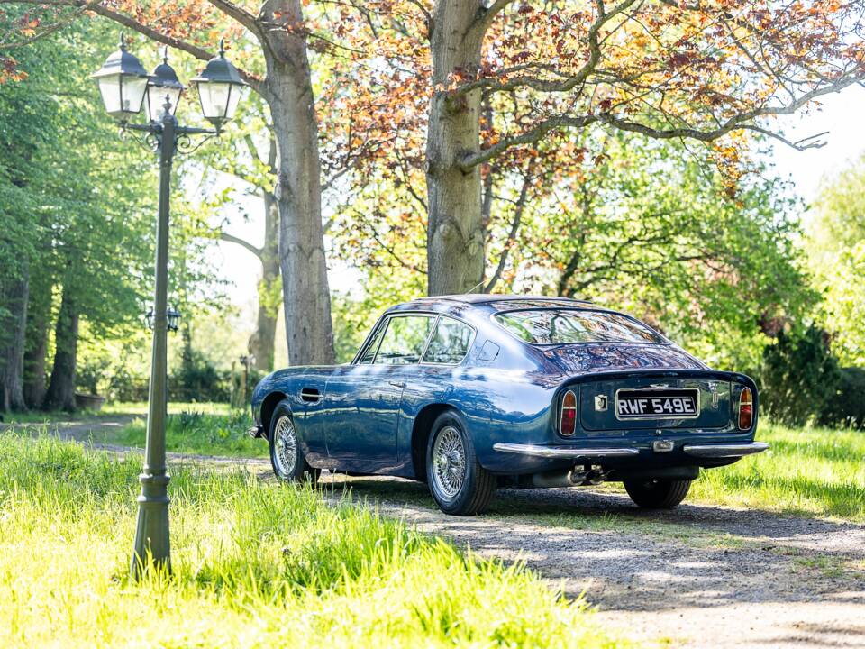 Afbeelding 19/50 van Aston Martin DB 6 (1967)
