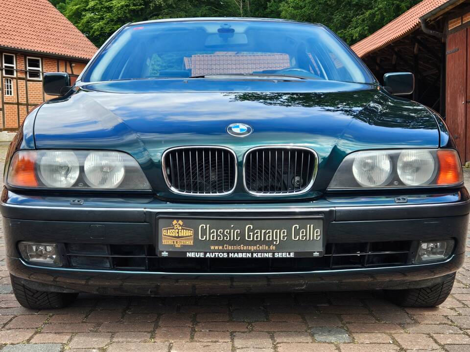 Image 3/18 of BMW 523i (1996)