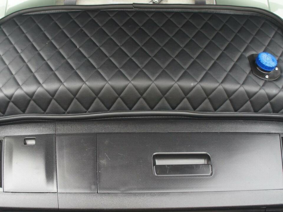 Image 80/99 of Porsche Boxster S (2005)