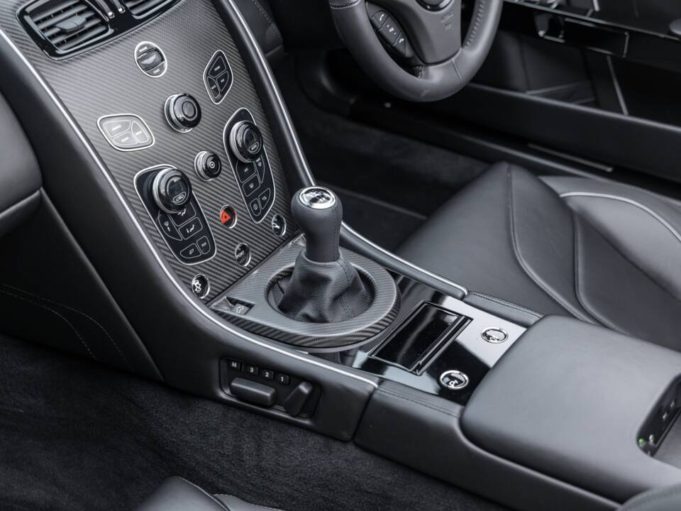 Bild 8/84 von Aston Martin V12 Vantage AMR Roadster (2018)