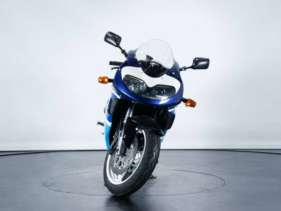 Bild 3/50 von Suzuki TL 1000R (1999)