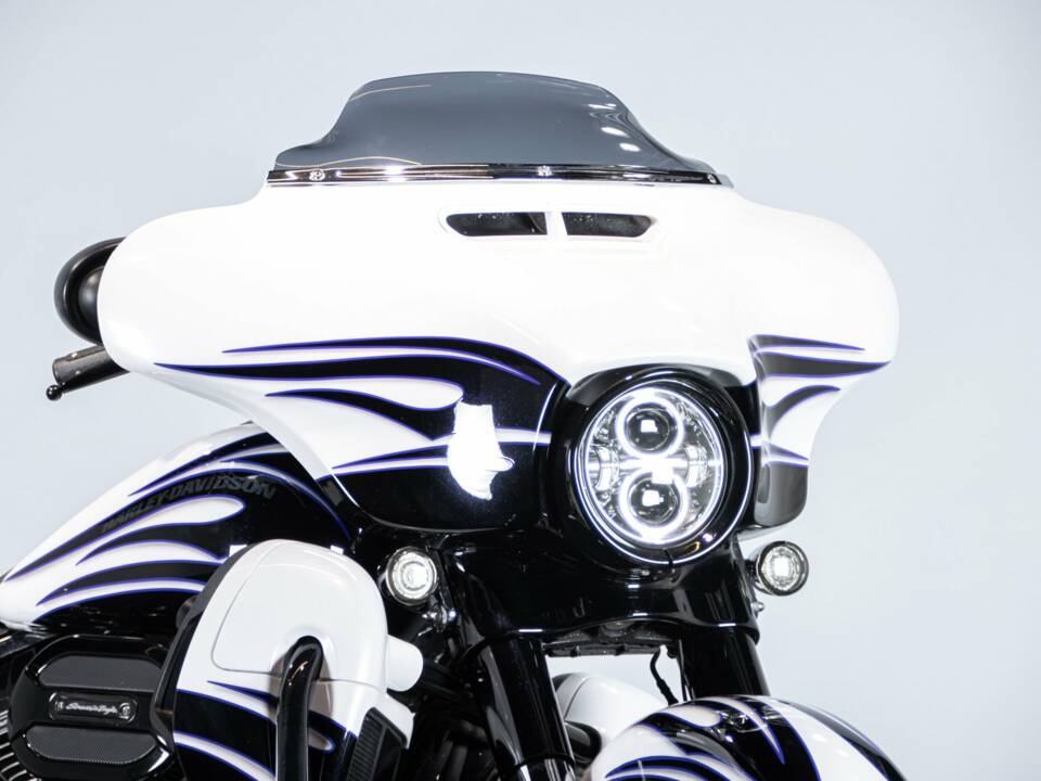 Bild 36/50 von Harley-Davidson DUMMY (2015)