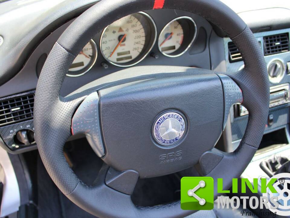 Immagine 8/10 di Mercedes-Benz SLK 200 Kompressor (1997)