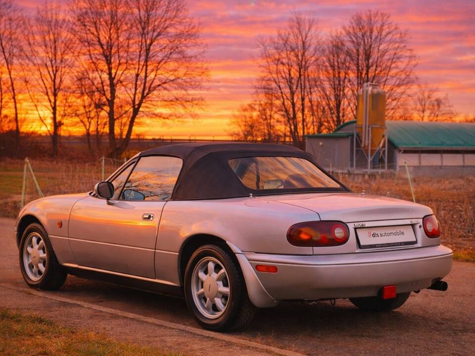 Image 19/48 de Mazda MX-5 1.6 (1900)