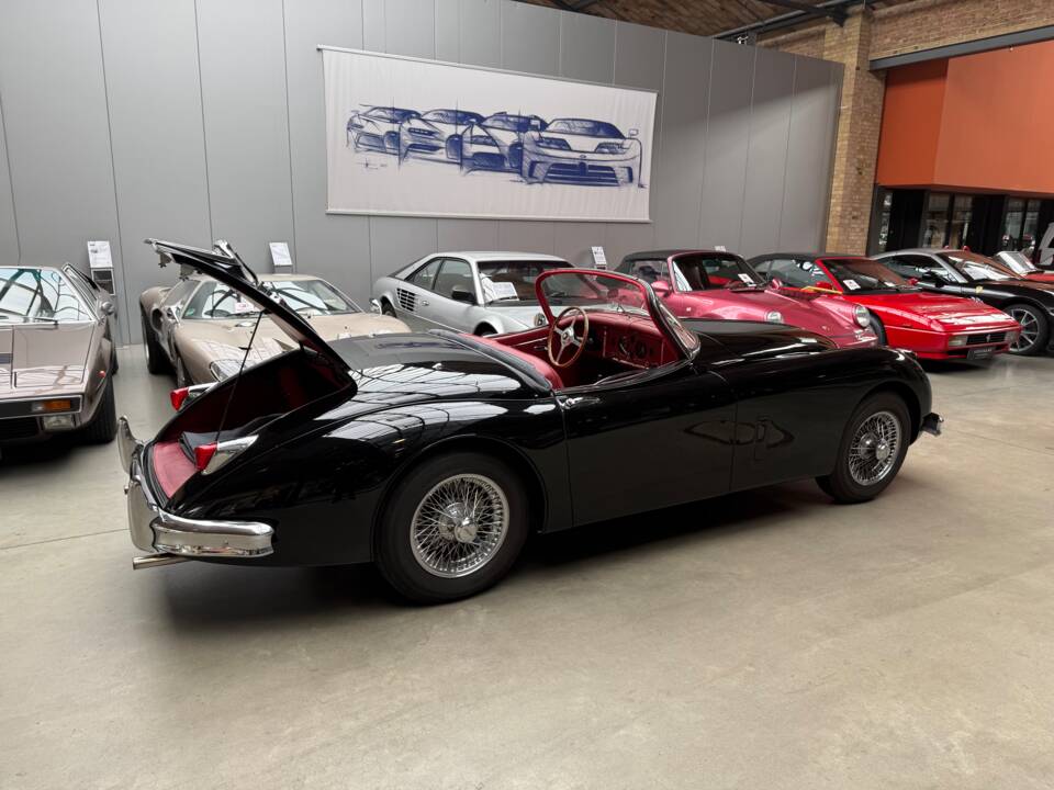 Afbeelding 7/27 van Jaguar XK 150 3.4 S OTS (1959)