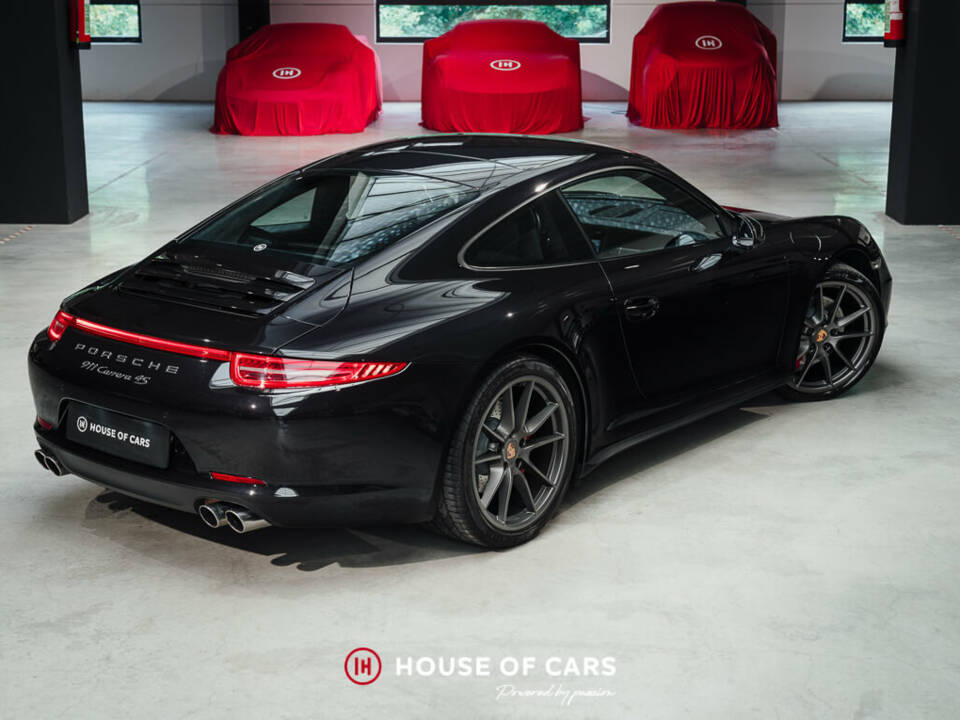 Image 7/25 of Porsche 911 Carrera 4S (2014)