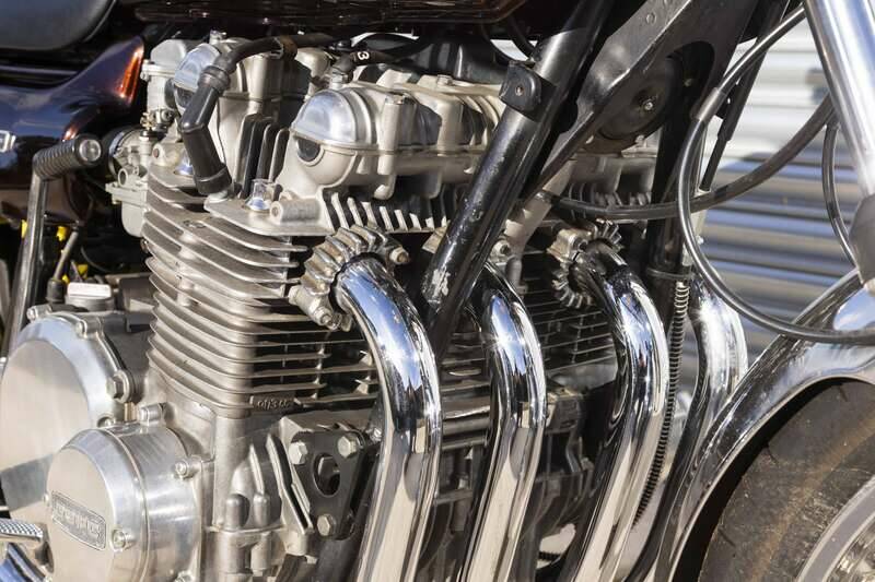Image 21/40 of Kawasaki KZ 900 (1976)